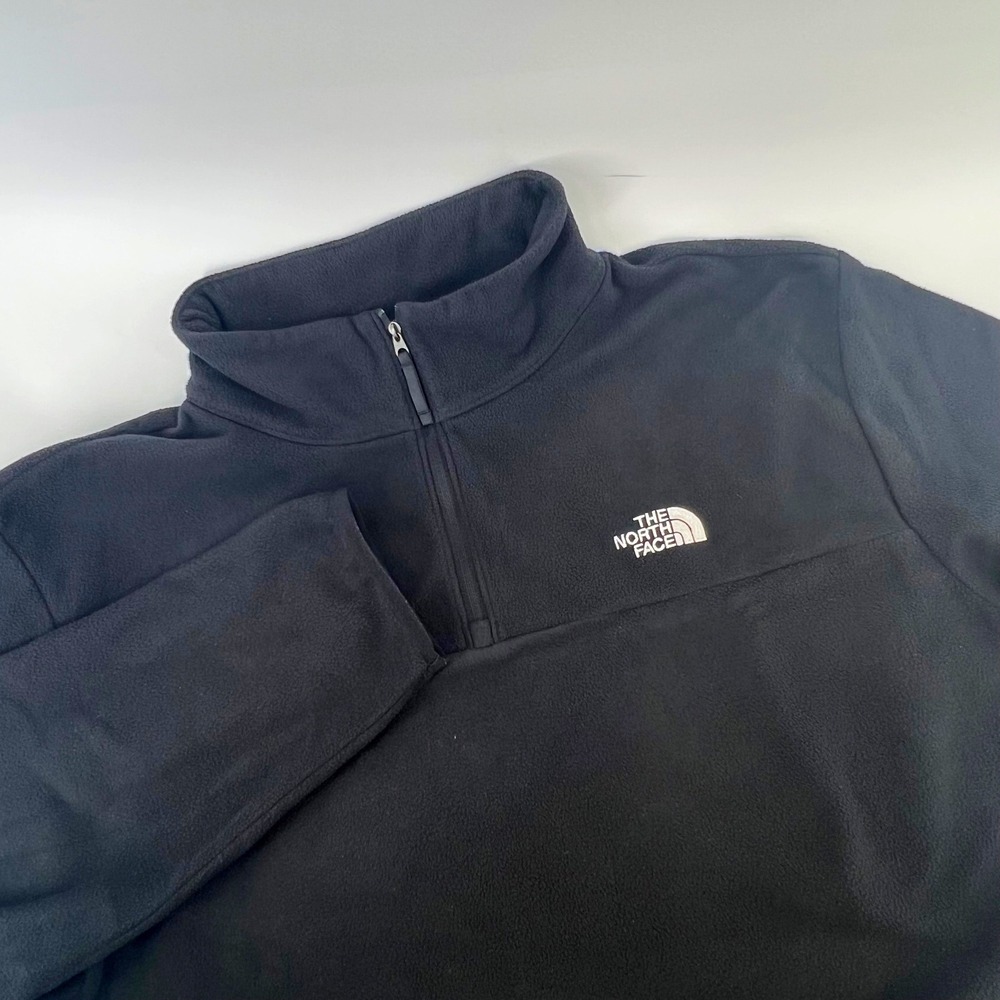 The North Face Women's Large black quarter-zip fleece pullover